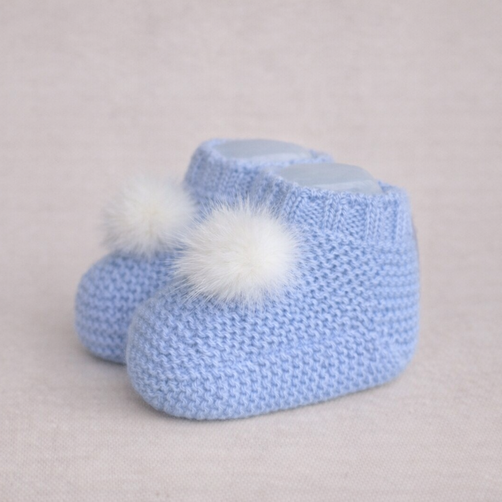 Patuco Pompón Cielo | Juliana